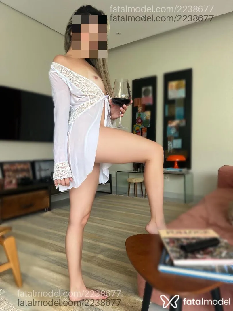 Ana Furtado, acompanhante loira em Uberlândia, MG - Real Prazer