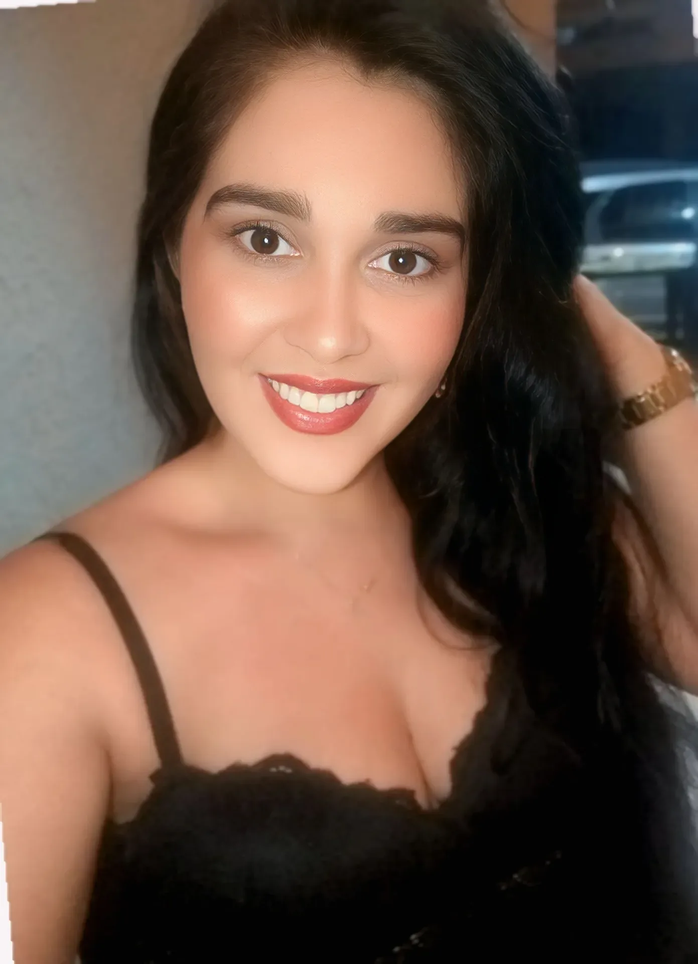 Eva Milena lacerda, acompanhante morena de cabelos longos corpo medio em Nova Venécia, ES - Real Prazer
