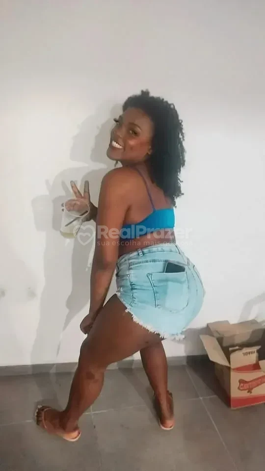 Bombom, acompanhante castanha gostosa em São Paulo, SP - Real Prazer