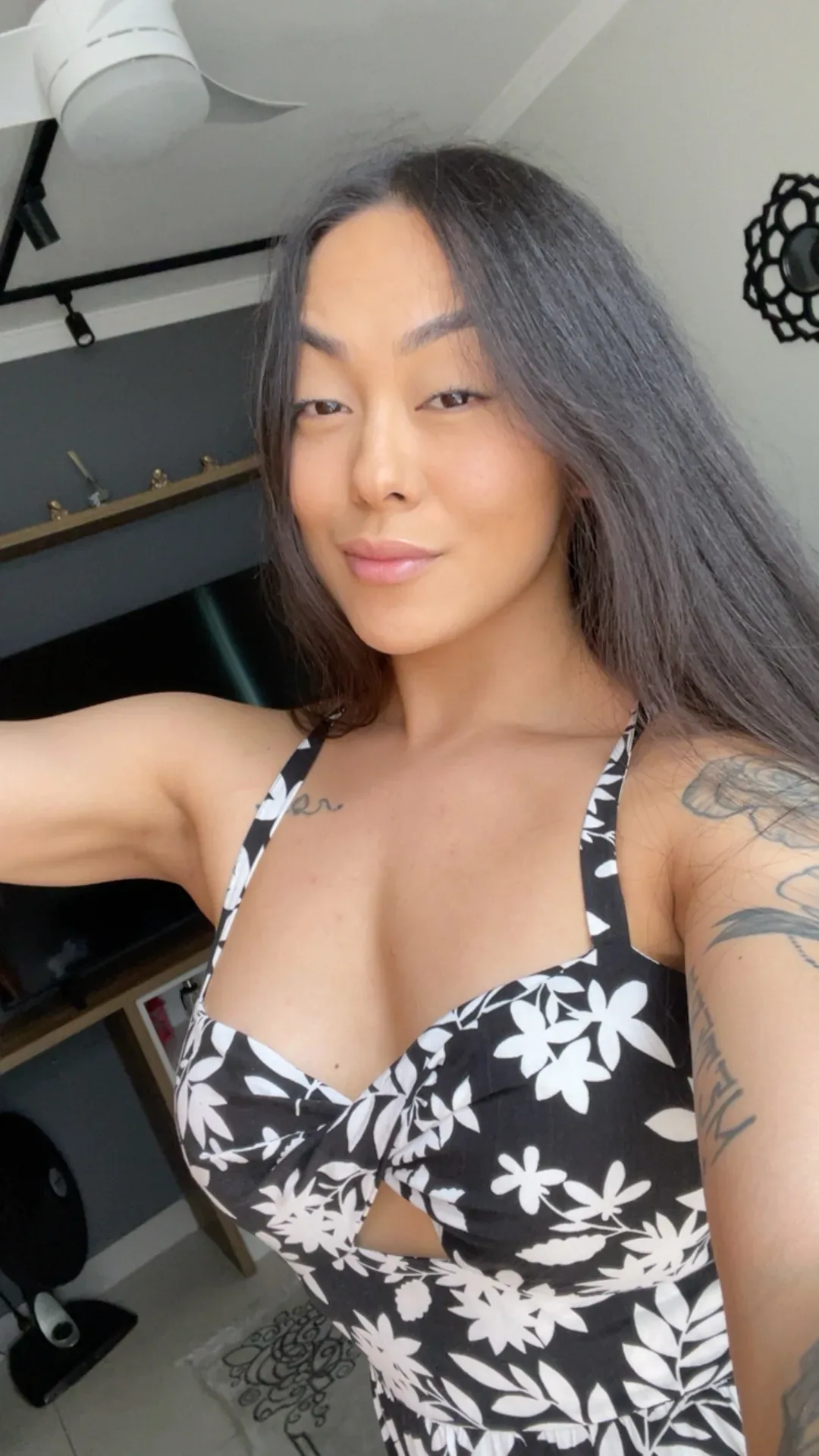 Akemi, acompanhante castanha gostosa em São Paulo, SP - Real Prazer