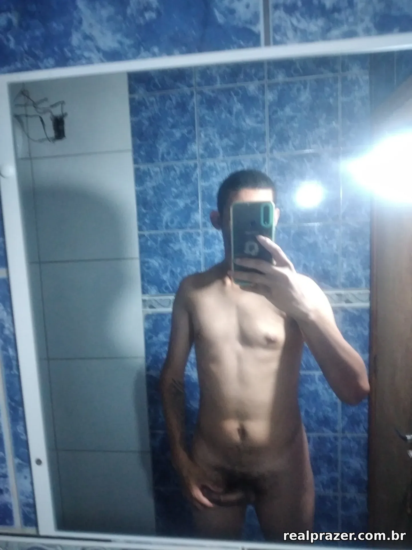 Bruno GP tesão, garoto de programa moreno definido em Florianópolis, SC - Real Prazer
