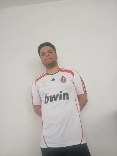 Helton, garoto de programa em Aparecida de Goiânia, GO - Real Prazer