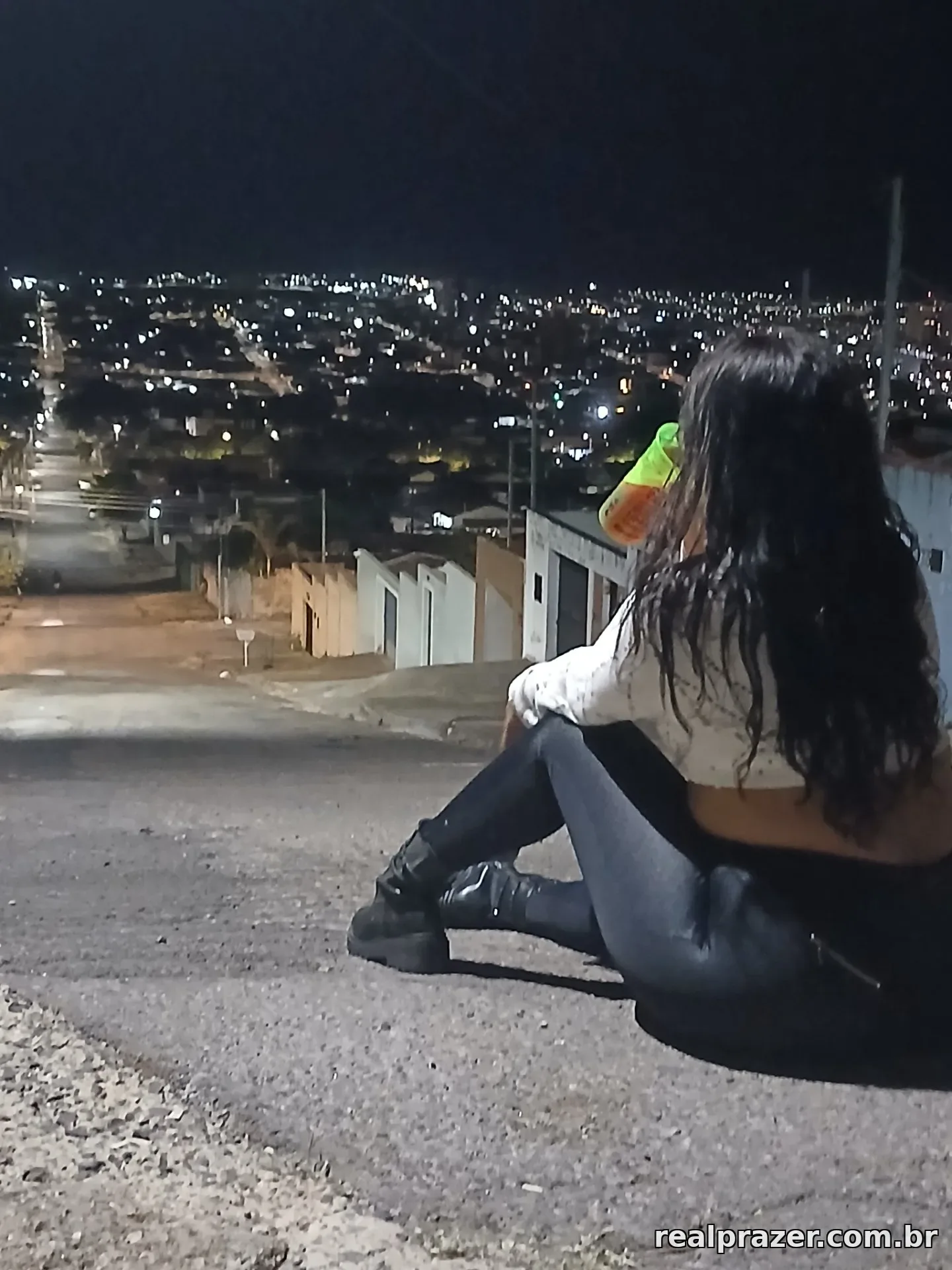 Moreninha 33, acompanhante morena gostosa em Patrocínio, MG - Real Prazer