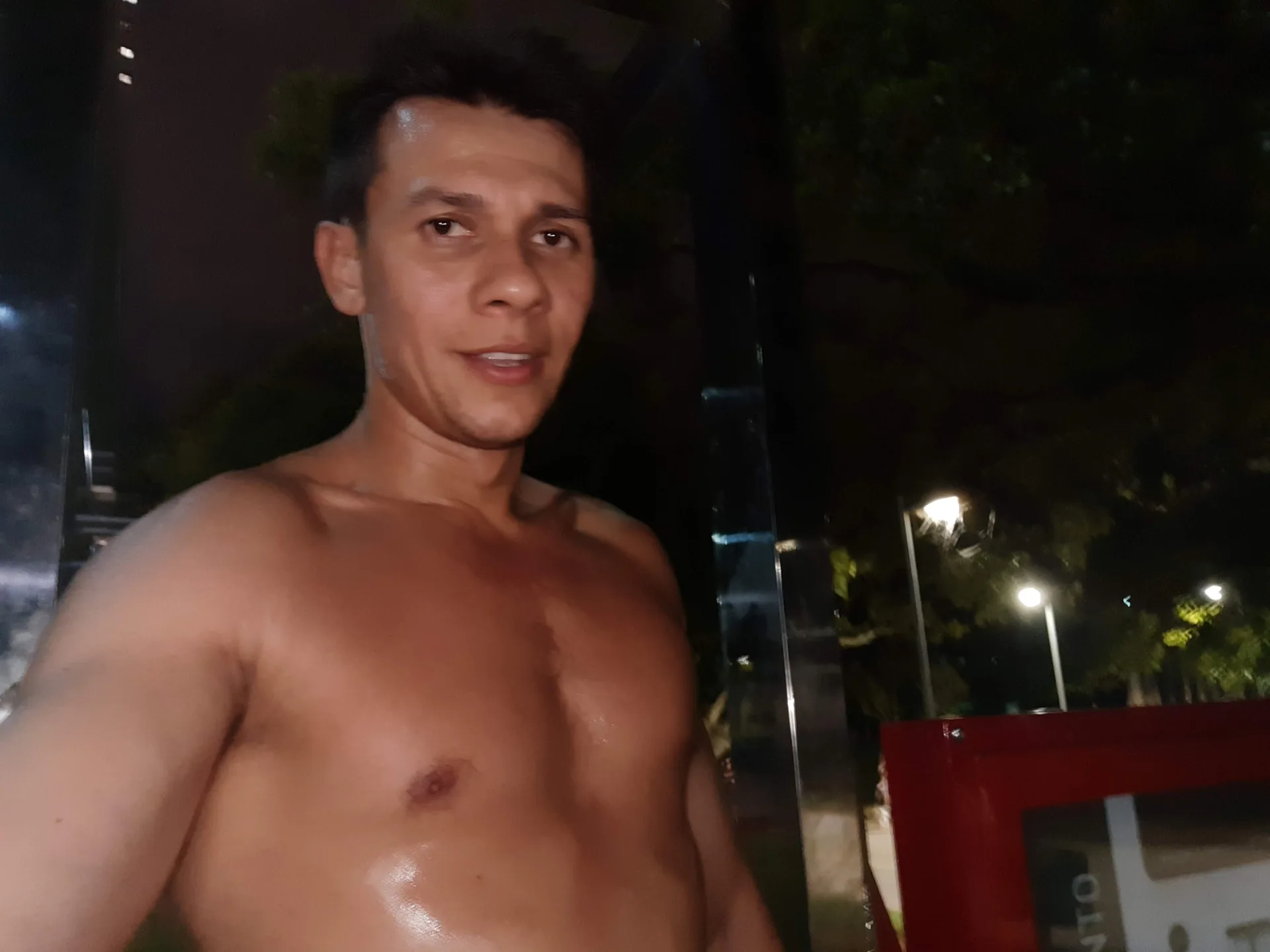 Gustavo, garoto de programa moreno atletico em São Paulo, SP - Real Prazer