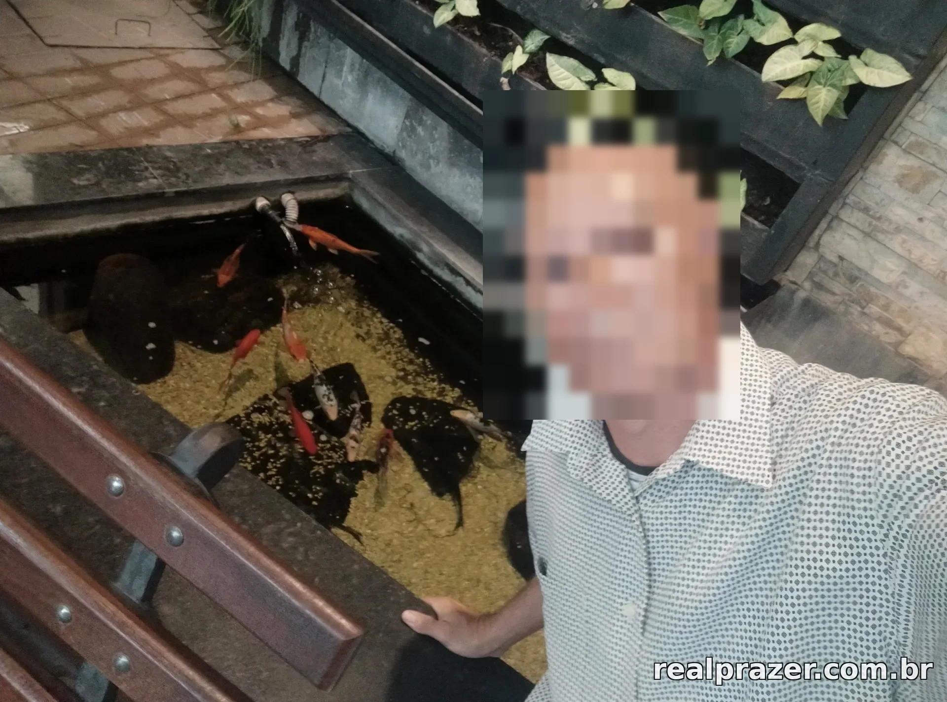 Silva, garoto de programa castanho magro em Vitória da Conquista, BA - Real Prazer