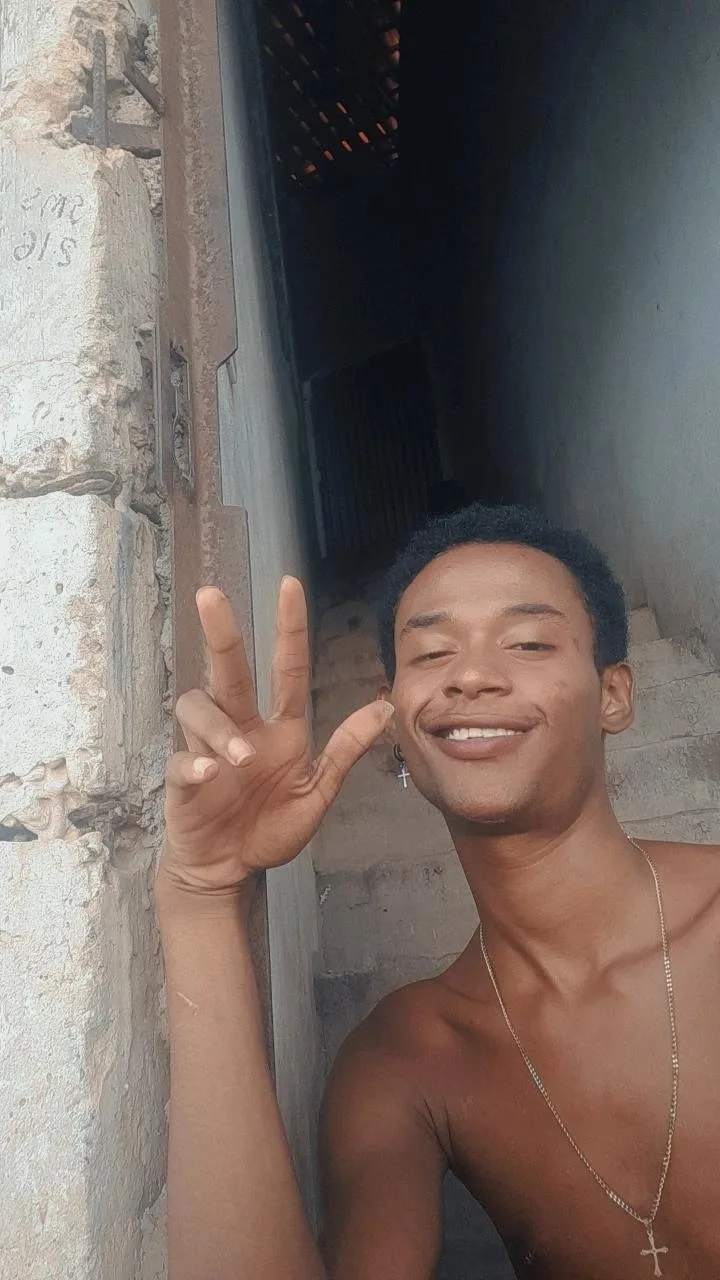 Morenhinho, garoto de programa moreno magro em São Luís, MA - Real Prazer