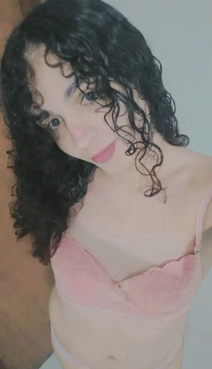 Bela, acompanhante trans morena gostosa em Paranaguá, PR - Real Prazer