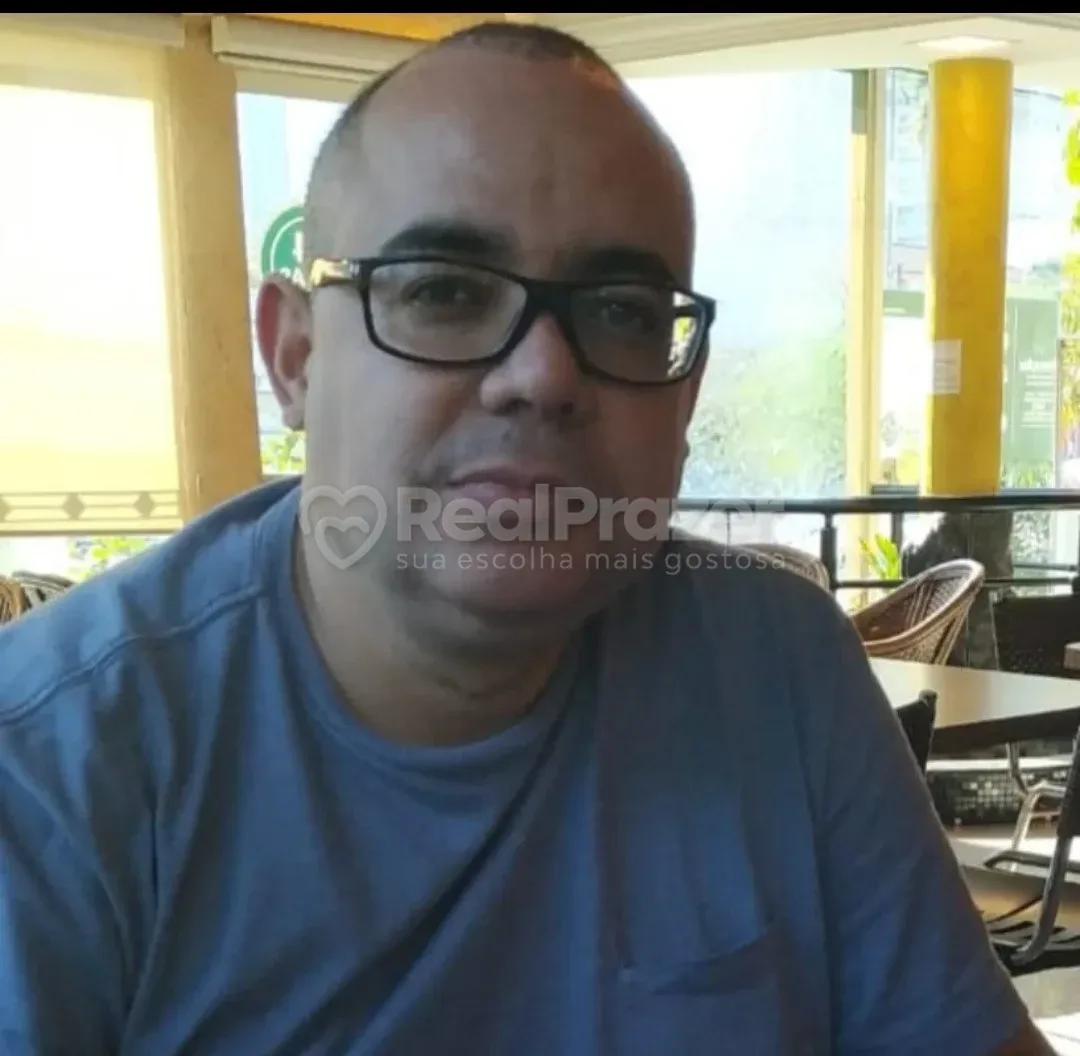 Junior, garoto de programa castanho corpo medio em São Paulo, SP - Real Prazer