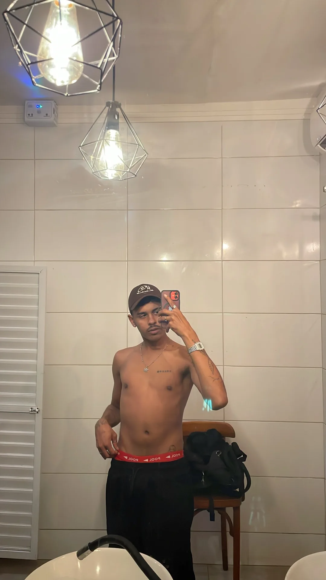 Yuri Drumms, garoto de programa magro em Vila Velha, ES - Real Prazer