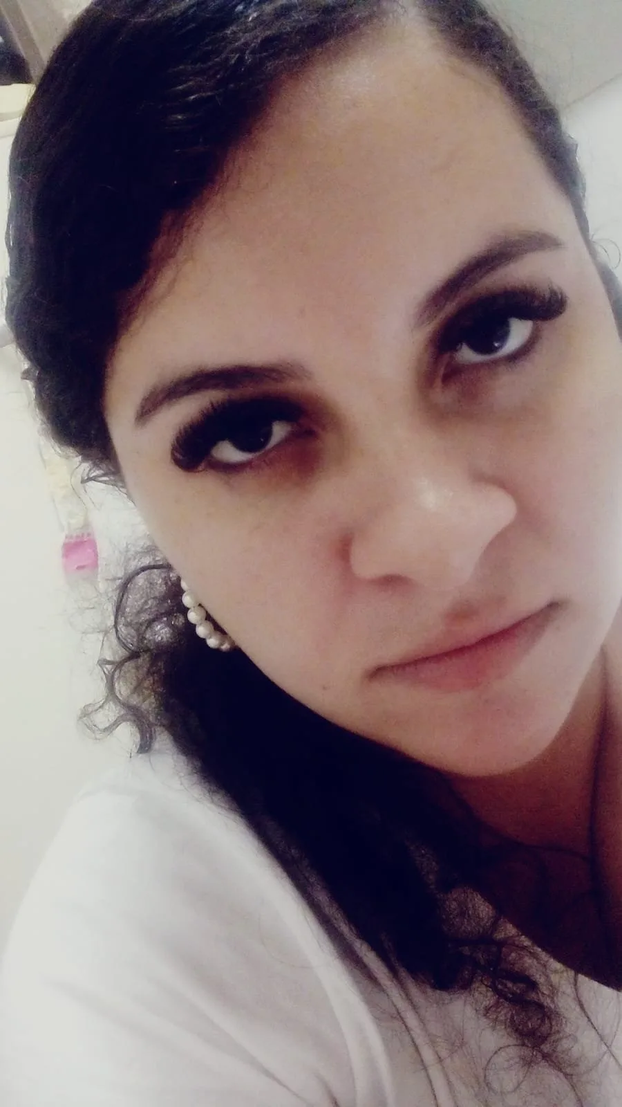 Zoraya, acompanhante castanha gordinha em Uberlândia, MG - Real Prazer
