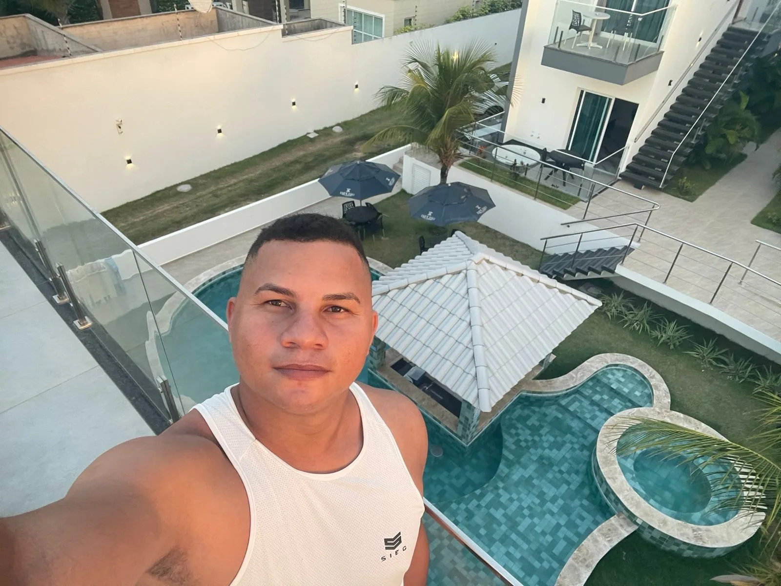 LEANDRO FERREIRA PINHEIRO, garoto de programa em Beberibe, CE - Real Prazer