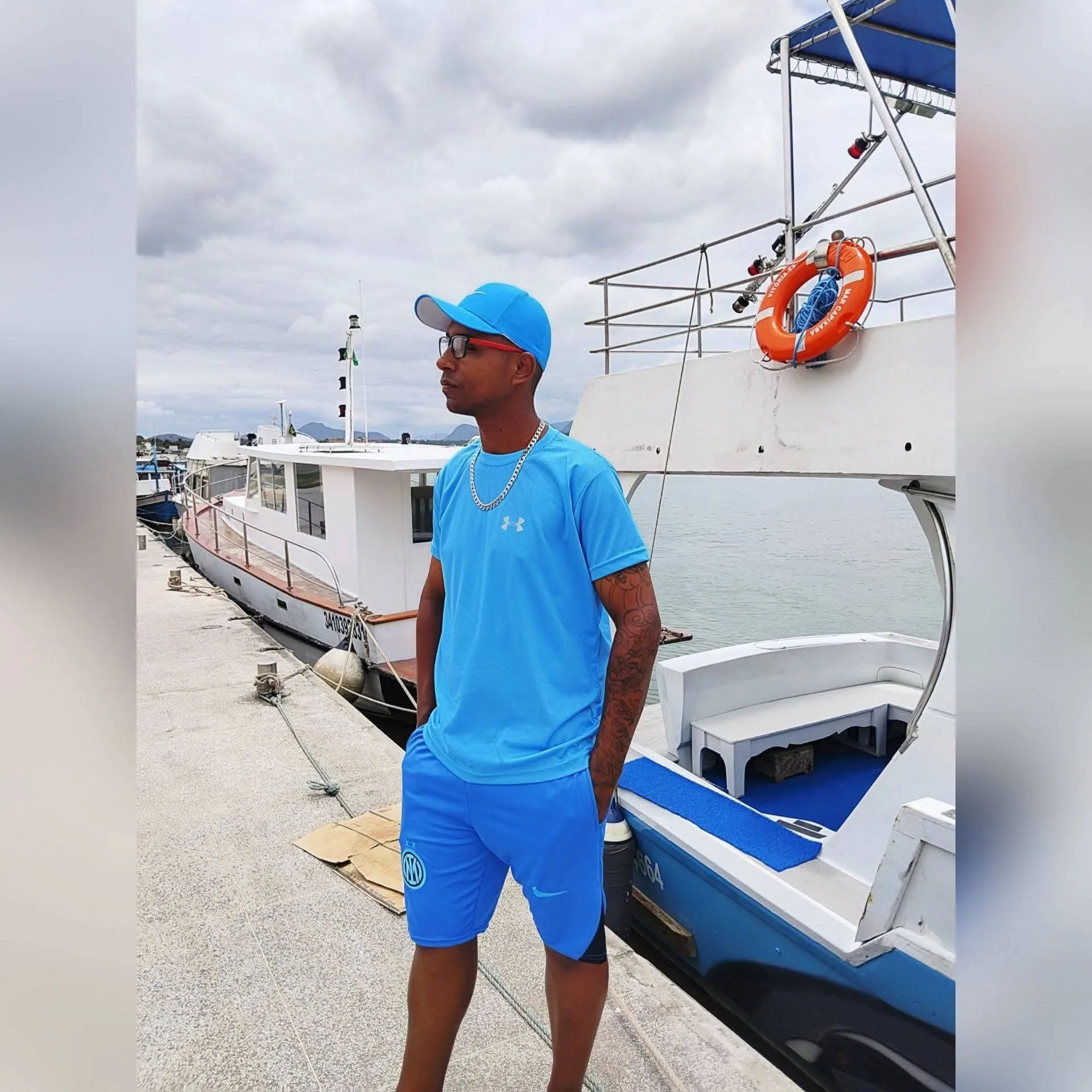 Moreno Dotado, garoto de programa castanho atletico em Campos dos Goytacazes, RJ - Real Prazer