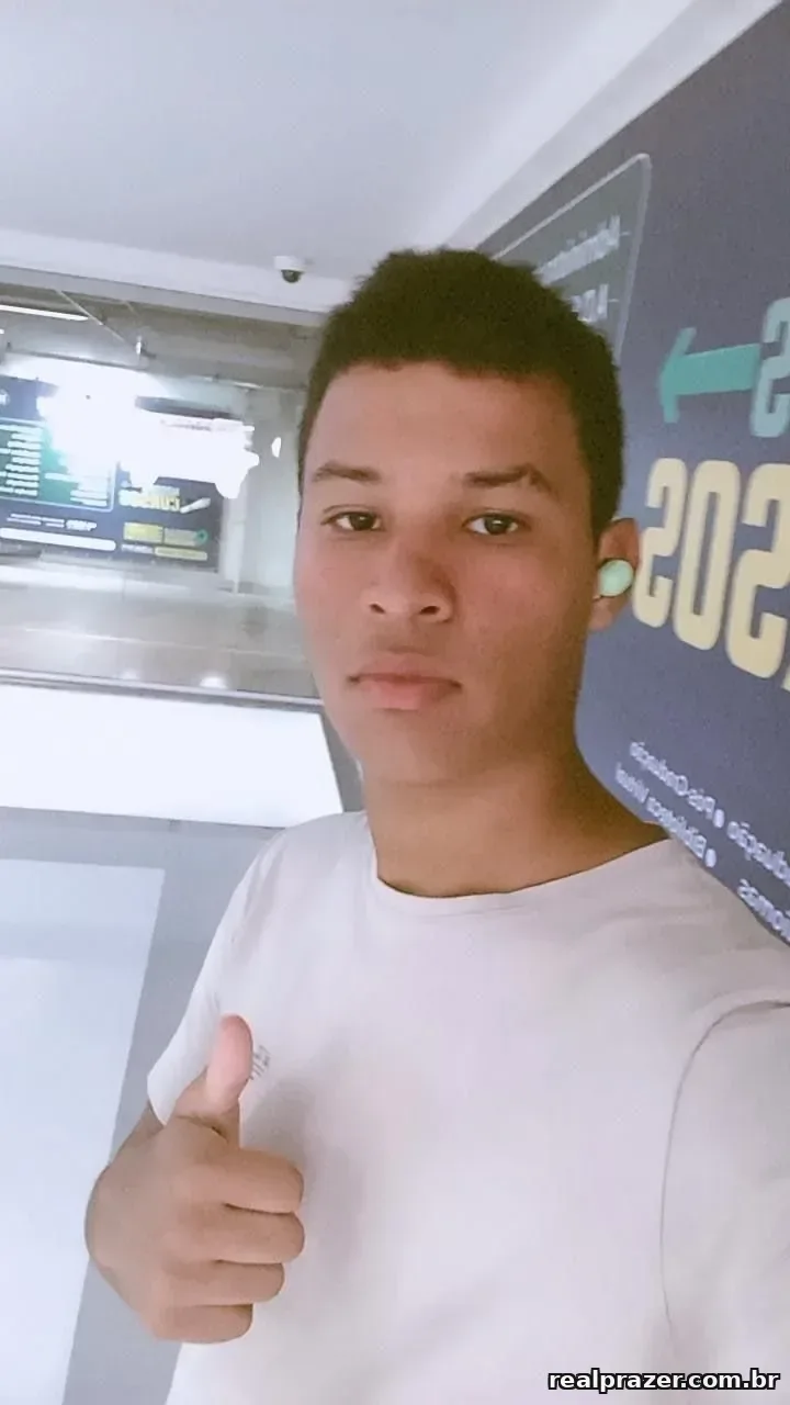 Anjossantos, garoto de programa moreno corpo medio em Manaus, AM - Real Prazer