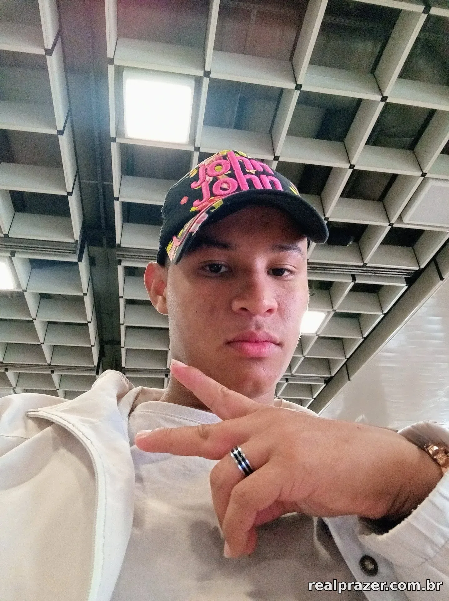 Anjossantos, garoto de programa moreno corpo medio em Manaus, AM - Real Prazer