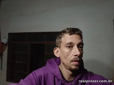 Diego., garoto de programa em Uberlândia, MG - Real Prazer
