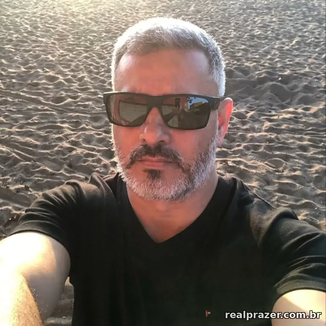 Fabiano Douglas Cardoso, garoto de programa em Serra, ES - Real Prazer