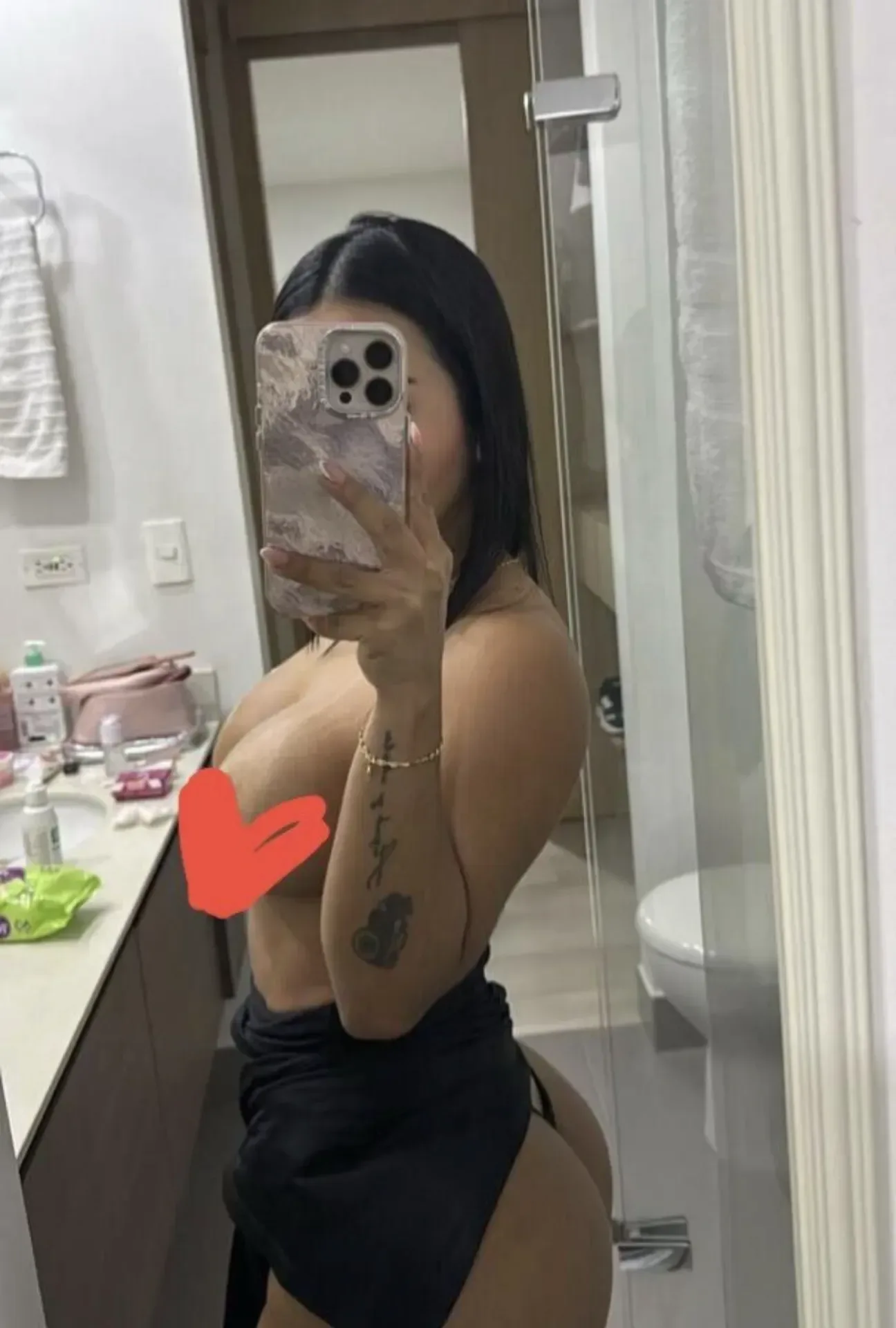 Gaby, acompanhante morena de cabelos longos gostosa em São Luís, MA - Real Prazer