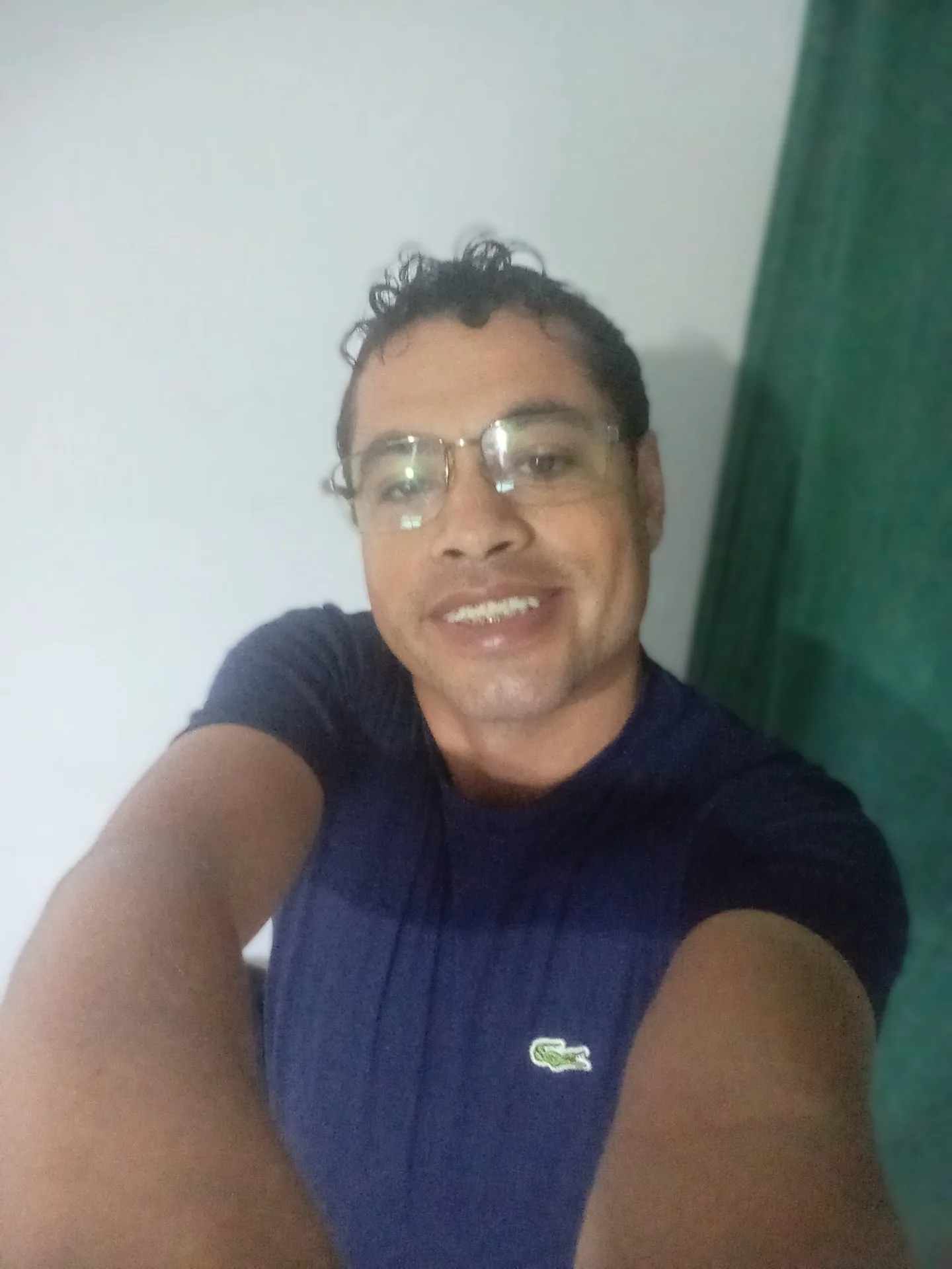 Isac, garoto de programa moreno atletico em Senador Canedo, GO - Real Prazer