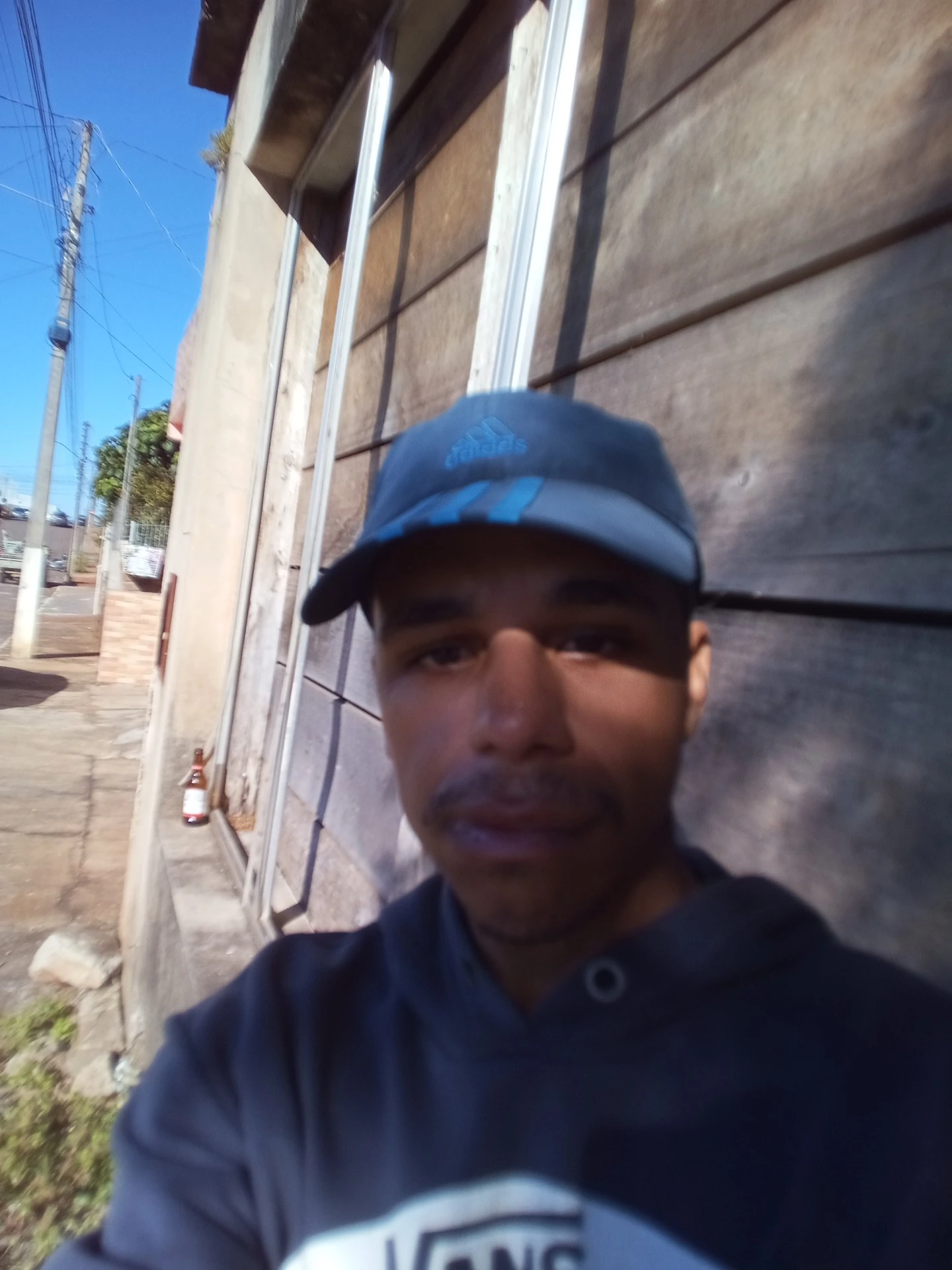 Juninnhuo, garoto de programa moreno corpo medio em Rio Pardo, RS - Real Prazer
