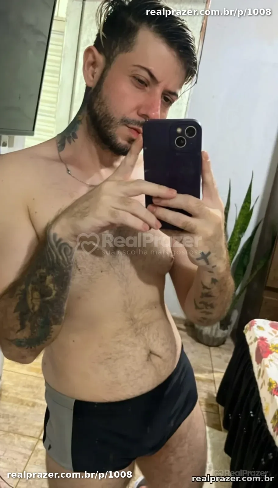 Pedroph, garoto de programa loiro corpo medio em Goiânia, GO - Real Prazer