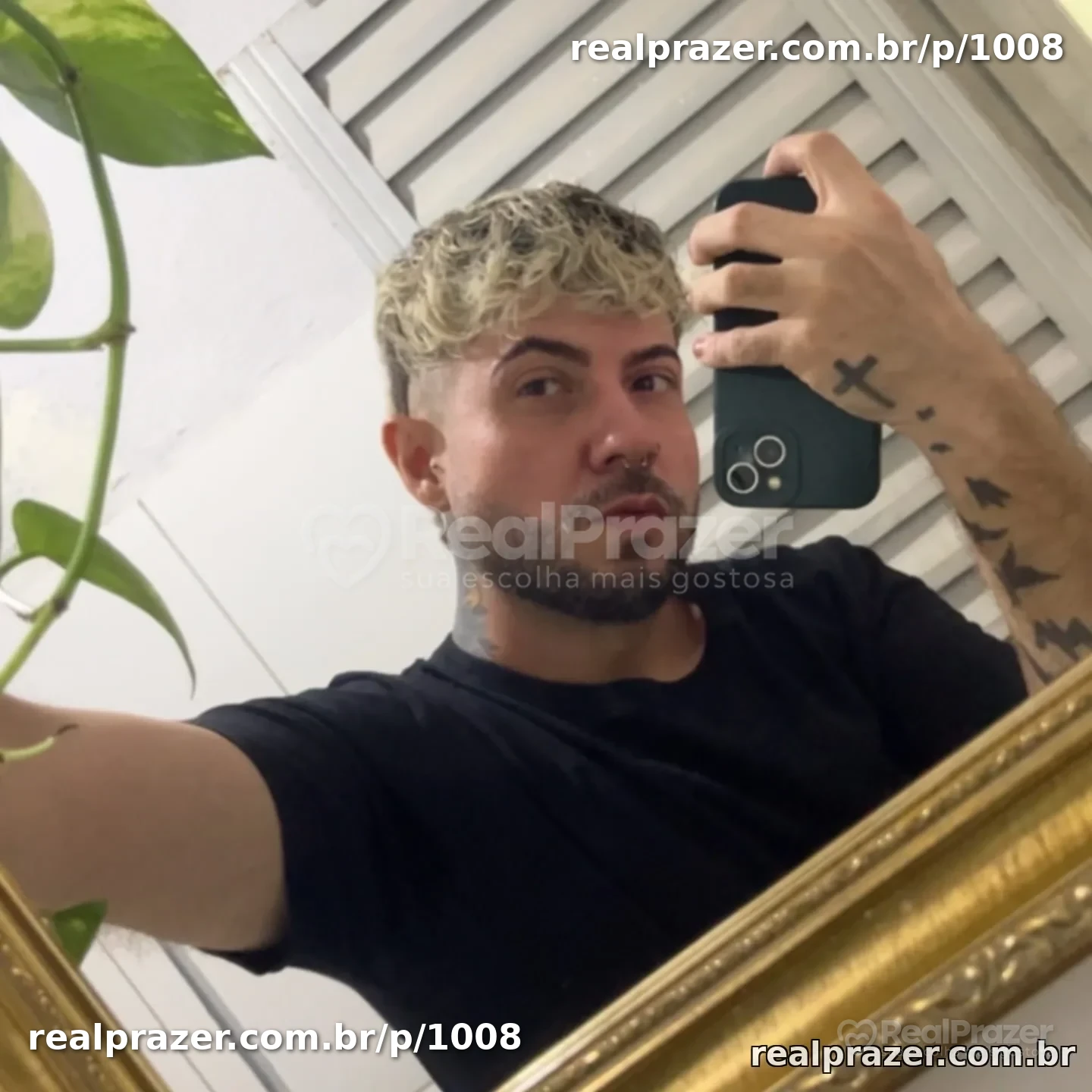 Pedroph, garoto de programa loiro corpo medio em Goiânia, GO - Real Prazer
