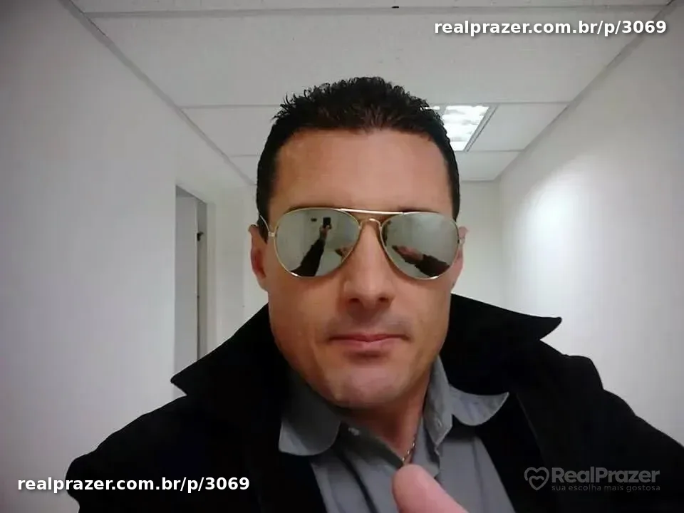 Renato, garoto de programa castanho corpo medio em São José do Rio Preto, SP - Real Prazer
