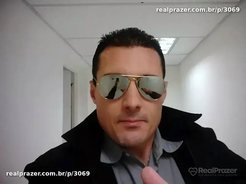 Renato, garoto de programa castanho corpo medio em São José do Rio Preto, SP - Real Prazer Renato, garoto de programa castanho corpo medio em São José do Rio Preto, SP - Real Prazer