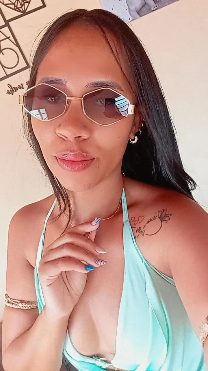 Safira, acompanhante castanha curvilinea em Salto, SP - Real Prazer