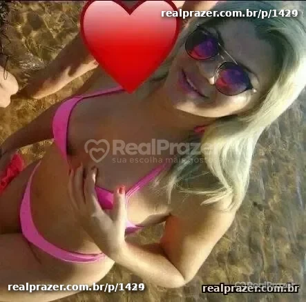 Senhorita Ferreira, acompanhante trans loira corpo medio em Luziânia, GO - Real Prazer
