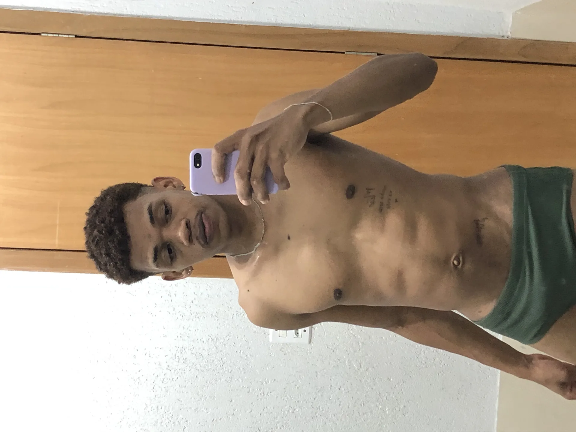 Story de Visky, garoto de programa gostoso em Goiânia, GO - Real Prazer