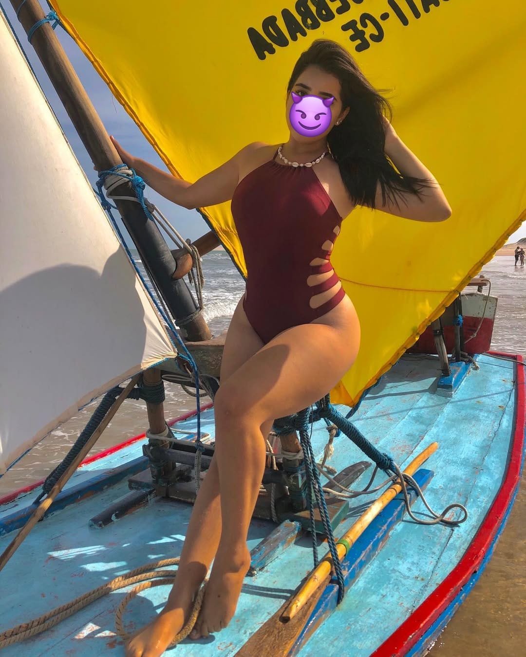 Amanda Santos, acompanhante castanha magra em Niterói, RJ - Real Prazer