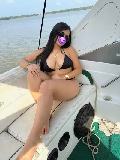Amanda Santos, acompanhante castanha magra em Niterói, RJ - Real Prazer Amanda Santos, acompanhante castanha magra em Niterói, RJ - Real Prazer