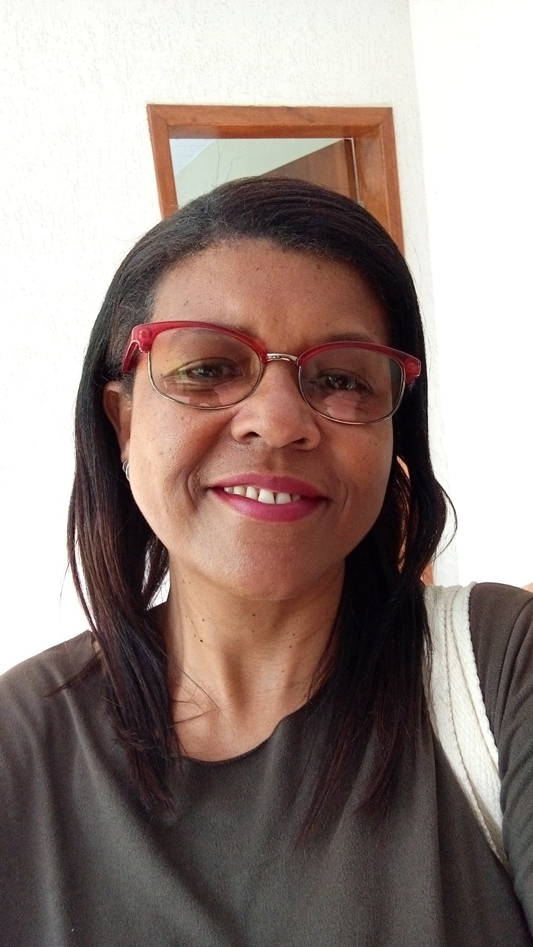 Baianinha safada, acompanhante castanha corpo medio em Fazenda Rio Grande, PR - Real Prazer
