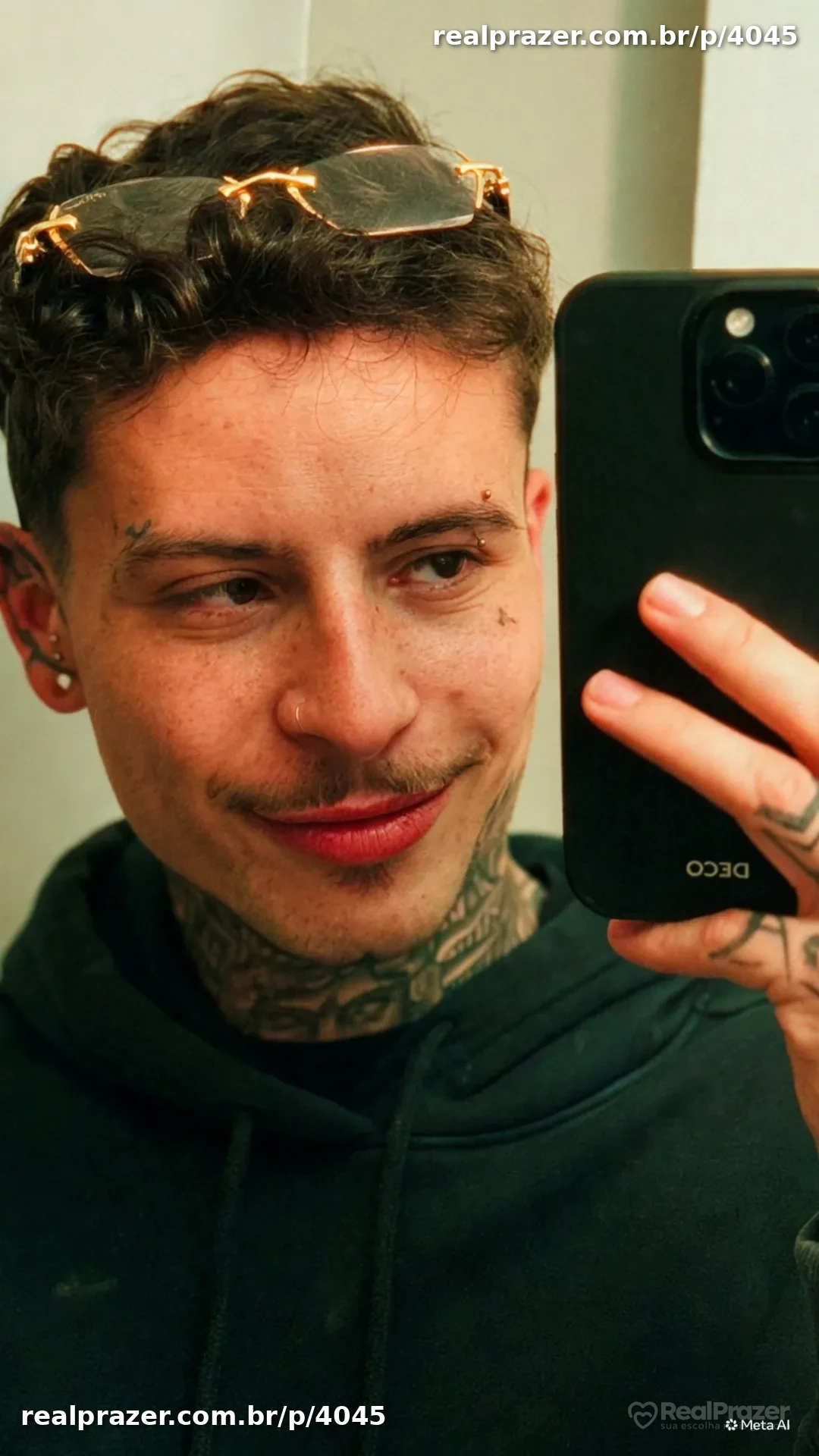 Demon Boy, garoto de programa em São Paulo, SP - Real Prazer
