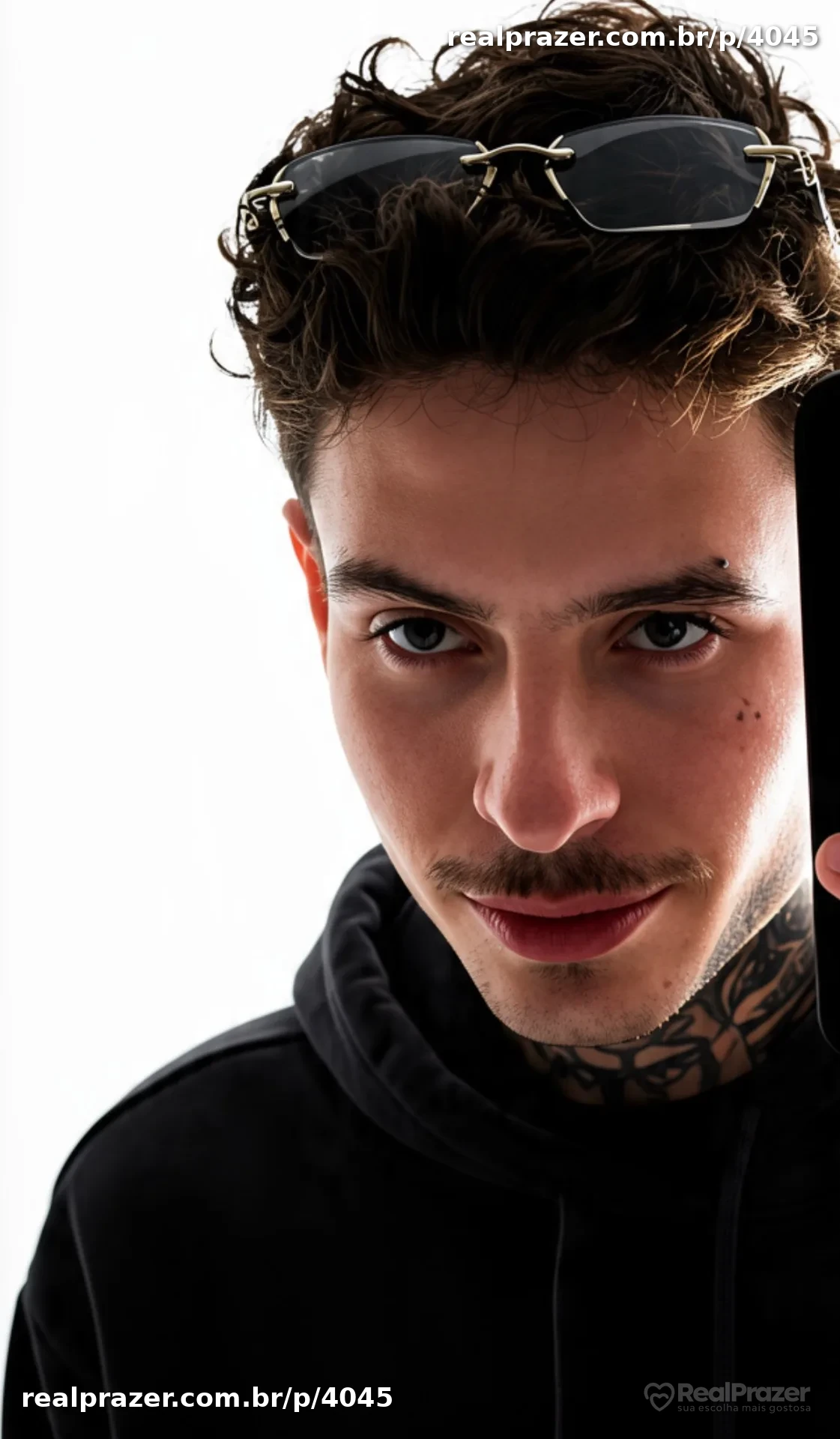 Demon Boy, garoto de programa em São Paulo, SP - Real Prazer