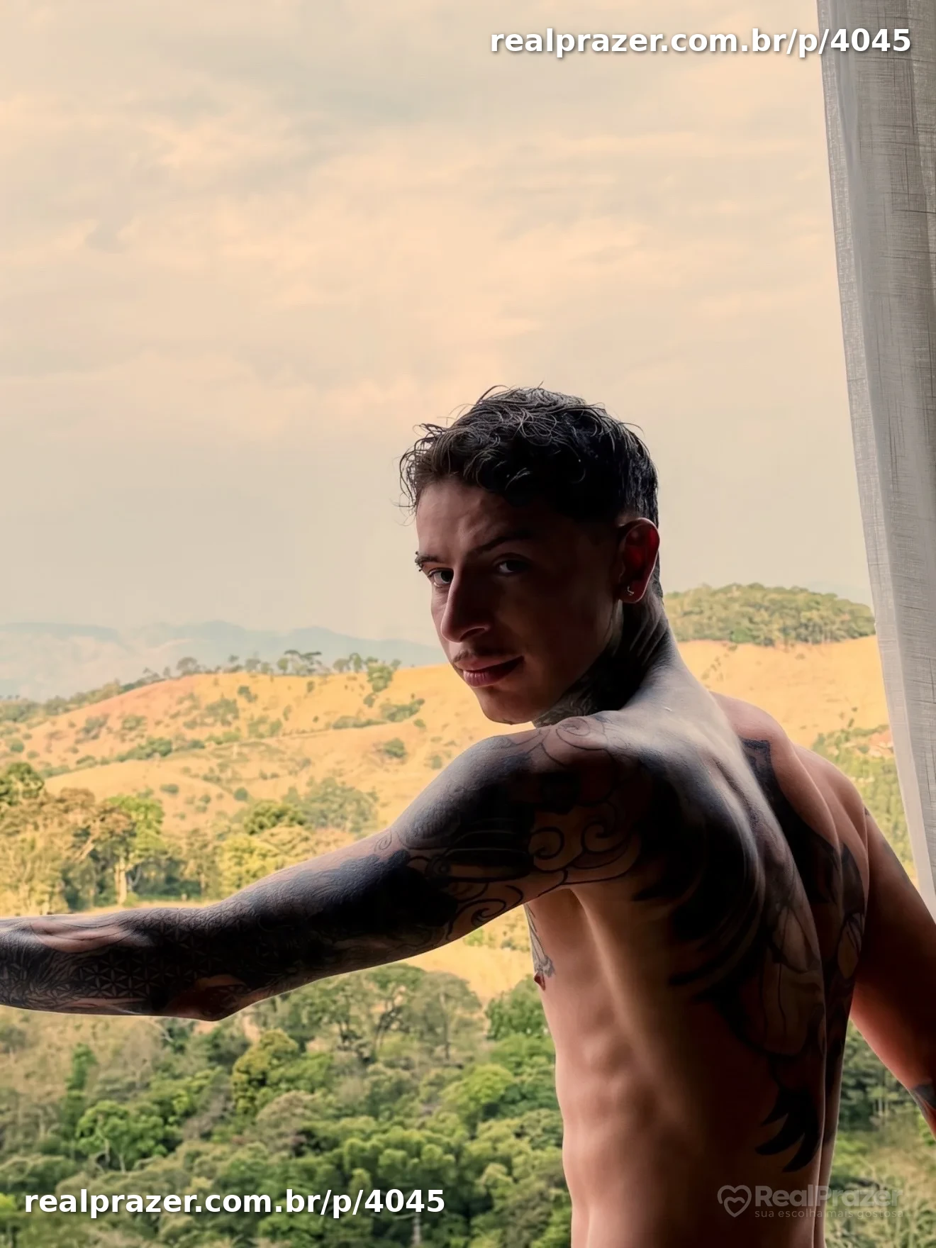Demon Boy, garoto de programa em São Paulo, SP - Real Prazer