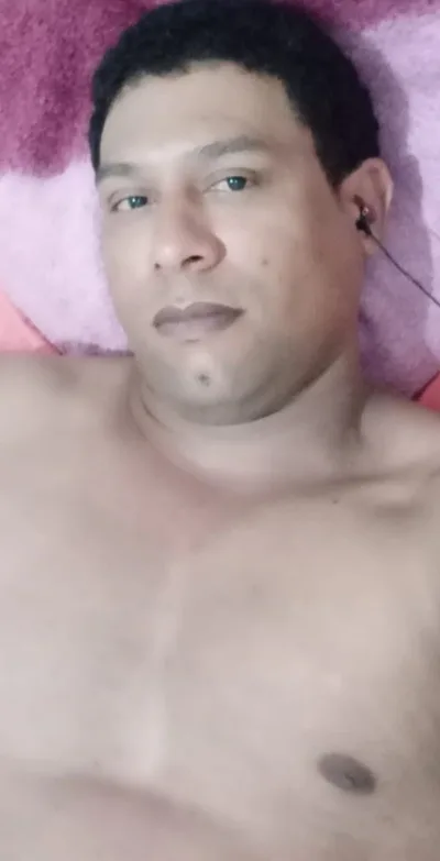 El casual, garoto de programa moreno corpo medio em Curitiba, PR - Real Prazer El casual, garoto de programa moreno corpo medio em Curitiba, PR - Real Prazer