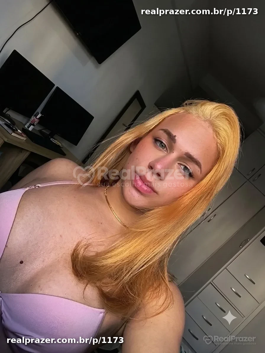 Heloá Silva, acompanhante trans loira corpo medio em Anápolis, GO - Real Prazer