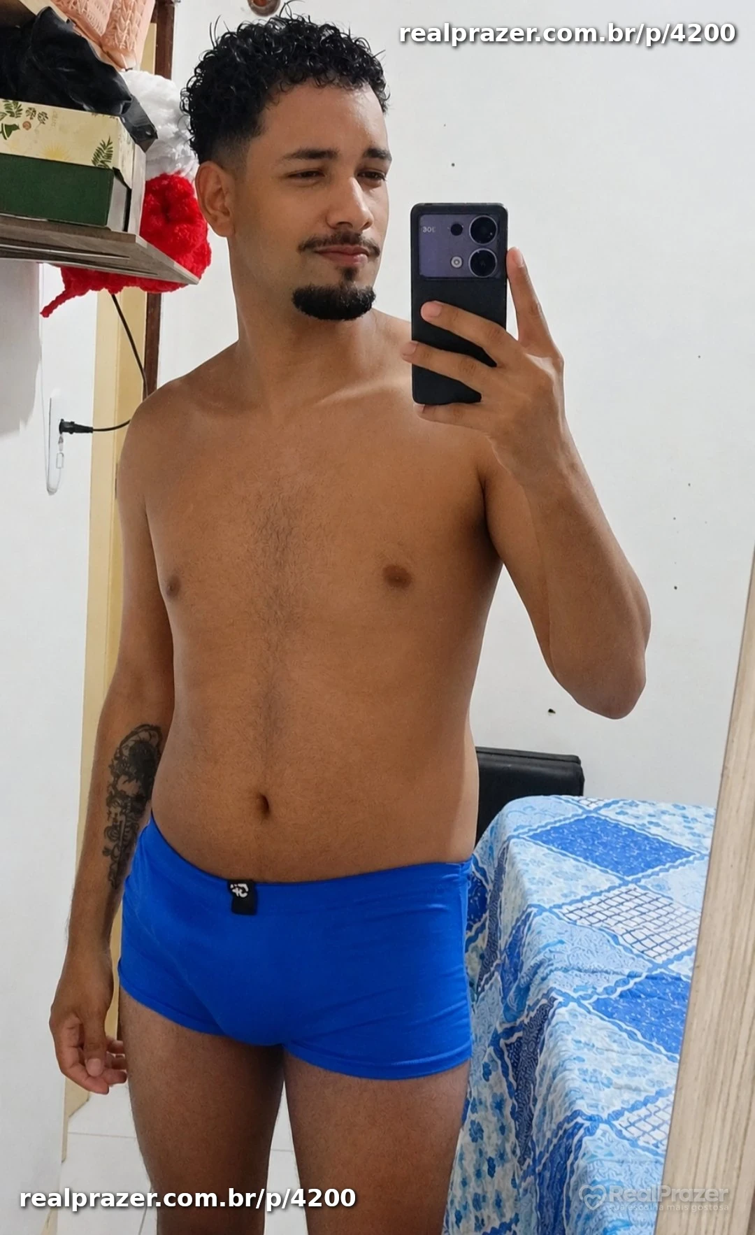 José Massoterapeuta, garoto de programa moreno magro em Santa Cruz do Capibaribe, PE - Real Prazer