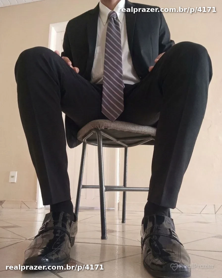 Leo Santana, garoto de programa moreno magro - Real Prazer