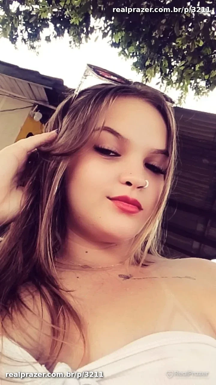 Loirinha, acompanhante loira gostosa em Guarantã do Norte, MT - Real Prazer