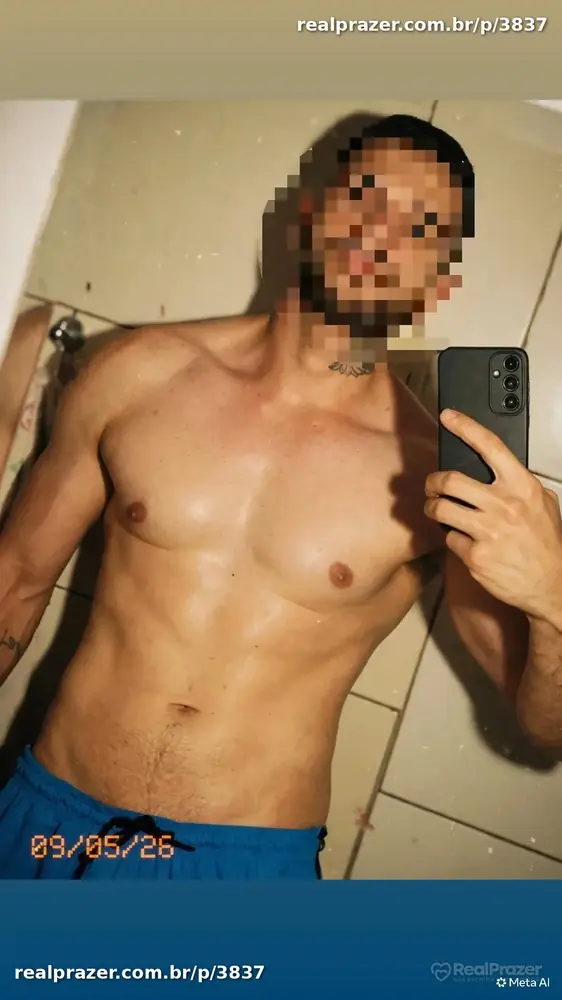 Loocky, garoto de programa castanho corpo medio em Goiânia, GO - Real Prazer