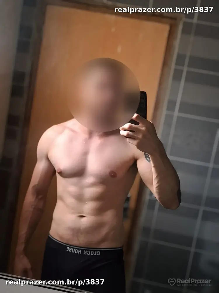 Loocky, garoto de programa castanho corpo medio em Goiânia, GO - Real Prazer