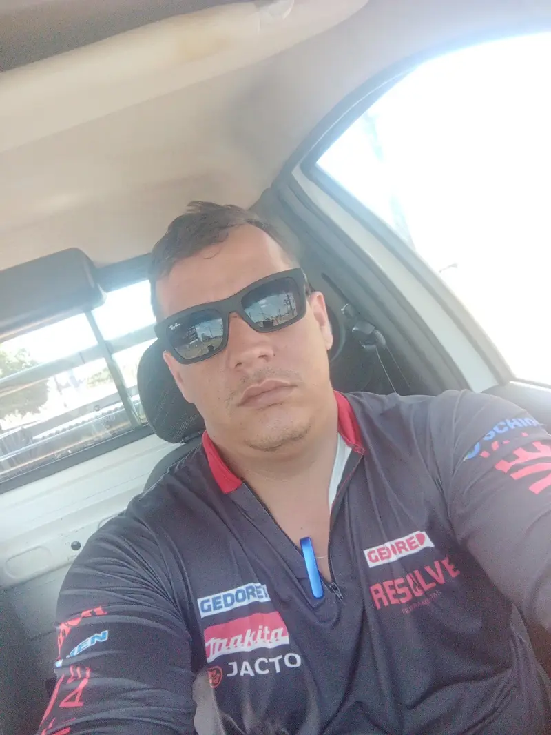 Magno, garoto de programa em Anápolis, GO - Real Prazer