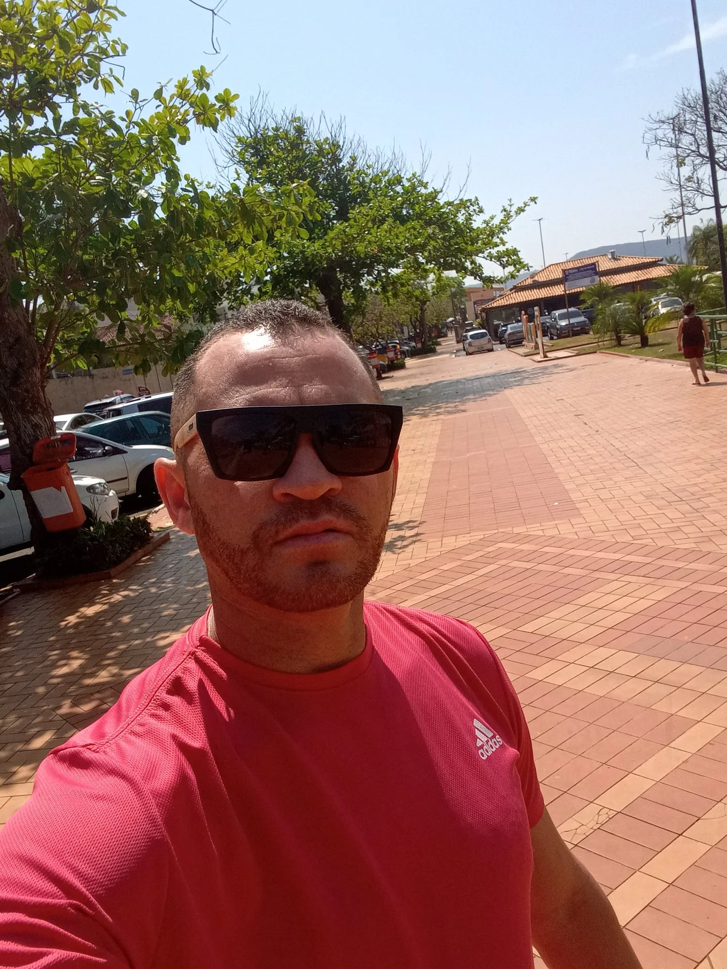 Marcelo, garoto de programa castanho atletico em Araxá, MG - Real Prazer