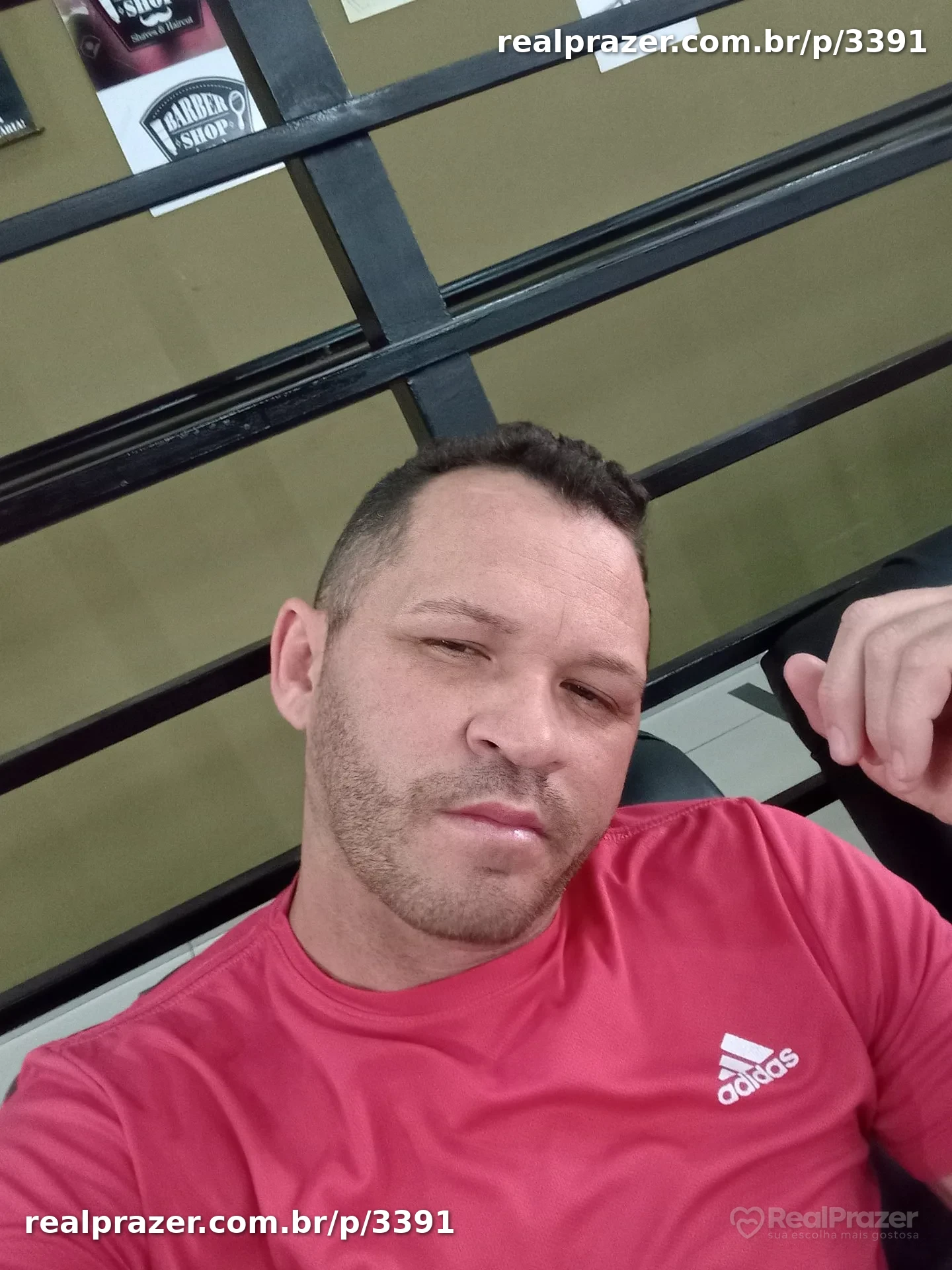 Marcelo, garoto de programa castanho atletico em Araxá, MG - Real Prazer