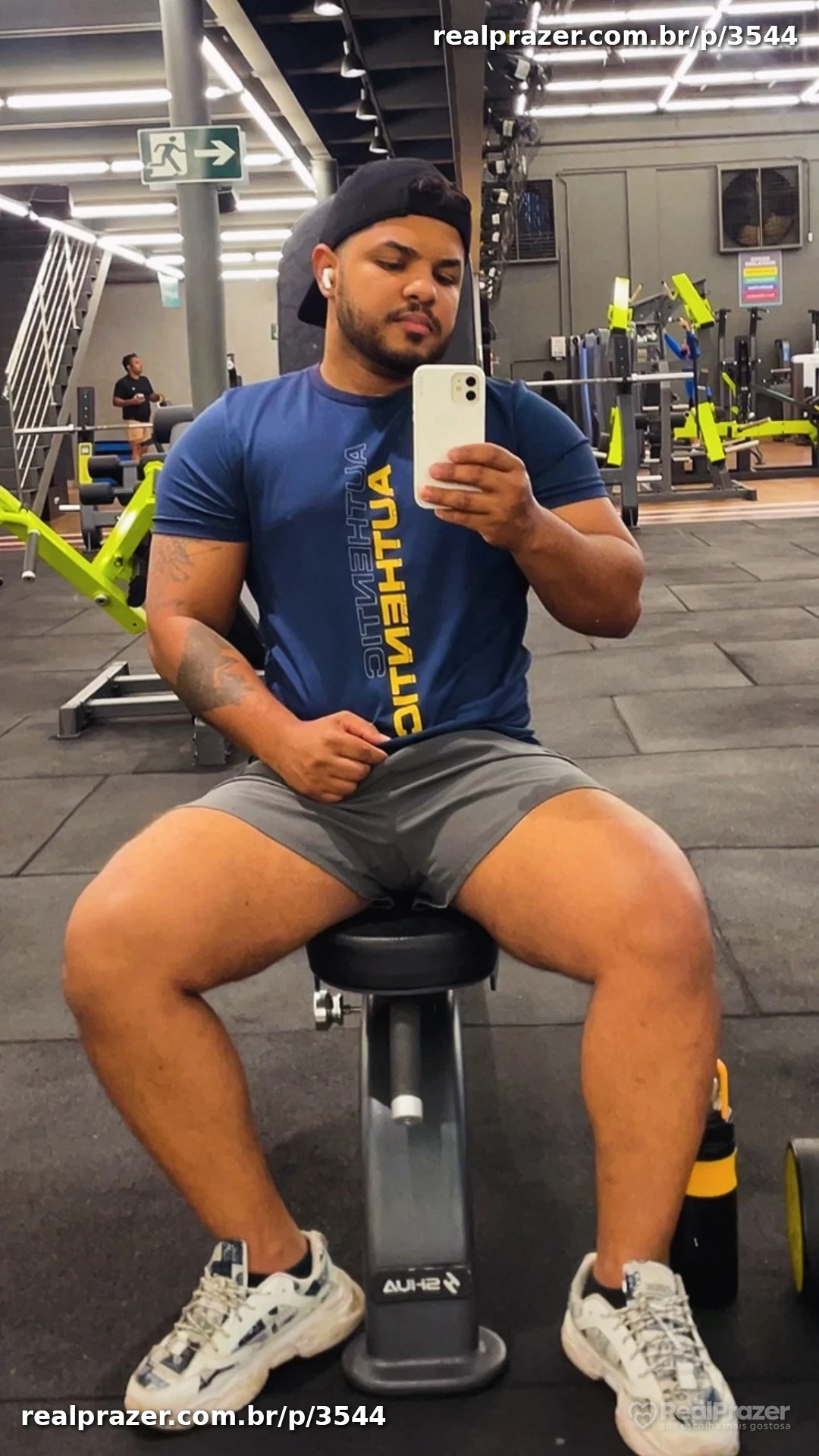 Mateus Bianchi, garoto de programa castanho corpo medio em Belo Horizonte, MG - Real Prazer