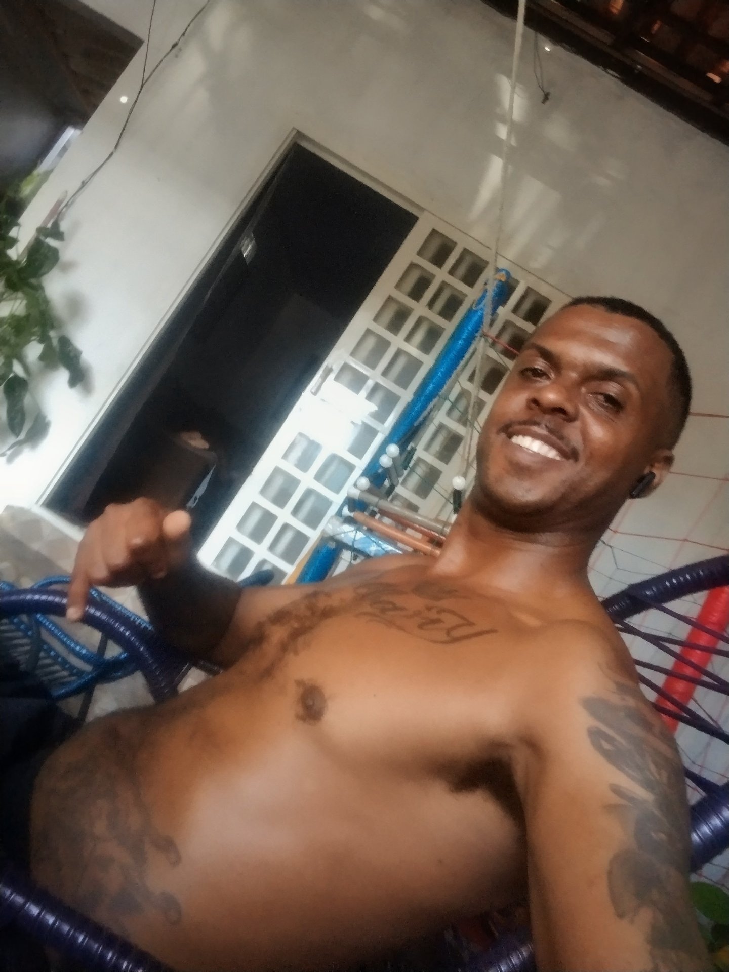 Michael Douglas Cardoso, garoto de programa - Real Prazer