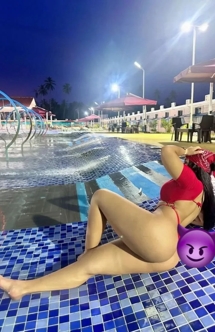 Paulinha, acompanhante castanha em Niterói, RJ - Real Prazer