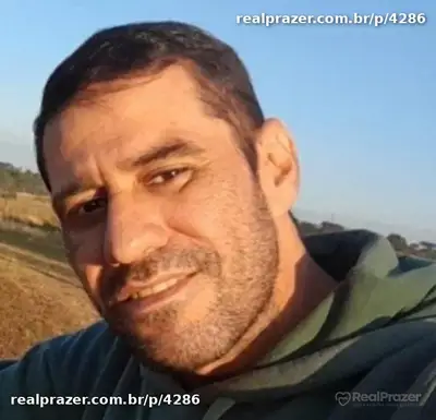 Paulo Henrique, garoto de programa moreno de cabelos longos corpo medio em Curitiba, PR - Real Prazer Paulo Henrique, garoto de programa moreno de cabelos longos corpo medio em Curitiba, PR - Real Prazer